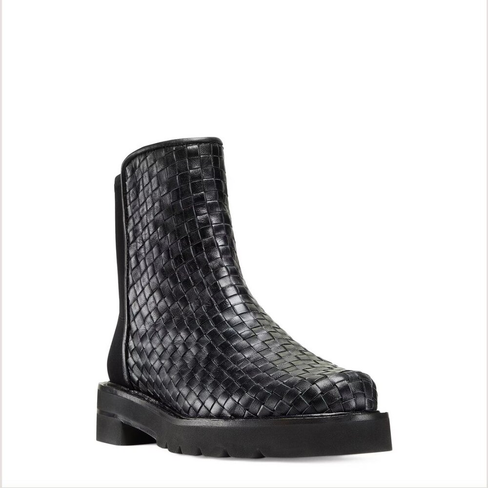 STUART WEITZMAN 5050 Lift Woven Bootie